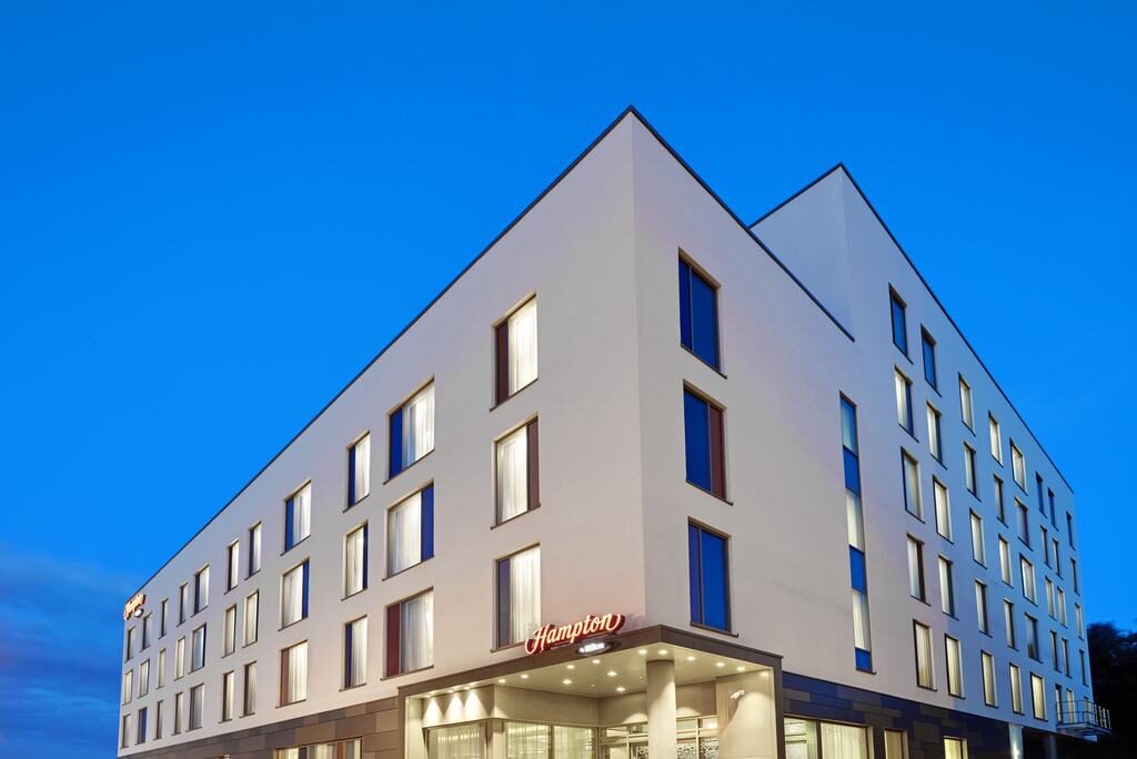 Hampton by Hilton Bournemouth exterior at dusk